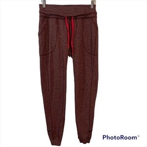 Lululemon 6 Base Runner Pant III Heathered Bordeaux Drama jogger bottoms stretch